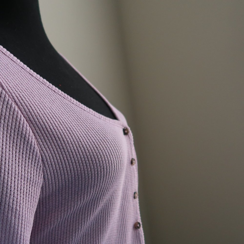 Light Purple Ribbed Top - Picture 2 of 2